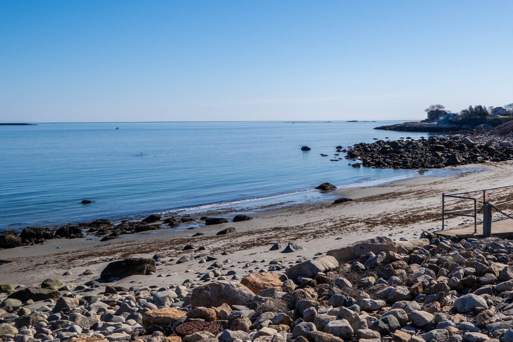 20 Smith Road, Rockport, Massachusetts, 3 Bedrooms Bedrooms, 6 Rooms Rooms,2 BathroomsBathrooms,Residential Lease,For Rent,Smith Road,73482419