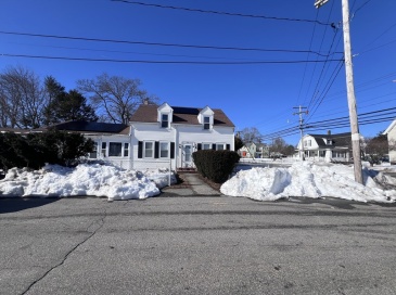 1 Kurts Pl, Taunton, Massachusetts, 2 Bedrooms Bedrooms, 5 Rooms Rooms,1 BathroomBathrooms,Residential Lease,For Rent,Kurts Pl,73482744