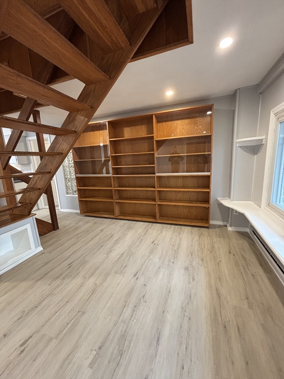 97-99 Roffee St, Barrington, Rhode Island, 4 Bedrooms Bedrooms, 6 Rooms Rooms,2 BathroomsBathrooms,Residential Lease,For Rent,Roffee St,73482758