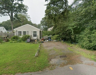 16 Holly Rd, Norton, Massachusetts, 2 Bedrooms Bedrooms, 4 Rooms Rooms,1 BathroomBathrooms,Residential,For Sale,Holly Rd,73483925