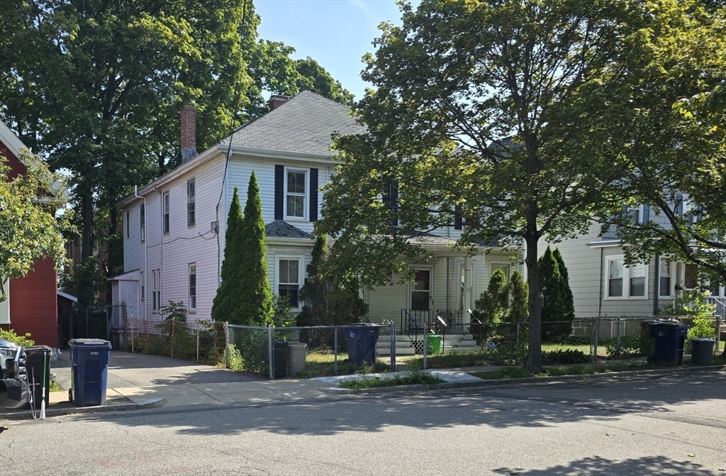 59 Clement Ave, Boston, Massachusetts, 3 Bedrooms Bedrooms, 6 Rooms Rooms,1.5 BathroomsBathrooms,Residential Lease,For Rent,Clement Ave,73483963