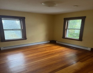 20 Walnut St, Ware, Massachusetts, 3 Bedrooms Bedrooms, 5 Rooms Rooms,1 BathroomBathrooms,Residential Lease,For Rent,Walnut St,73484022