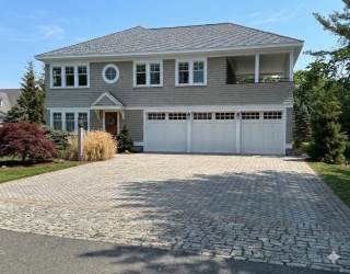 10 Friedenfels Street, Salisbury, Massachusetts, 4 Bedrooms Bedrooms, 8 Rooms Rooms,3 BathroomsBathrooms,Residential,For Sale,Friedenfels Street,73484033