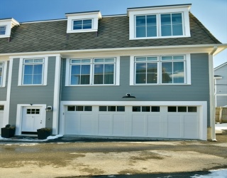 145 Stoughton St, Boston, Massachusetts, 2 Bedrooms Bedrooms, 4 Rooms Rooms,1.5 BathroomsBathrooms,Residential,For Sale,Stoughton St,73482030