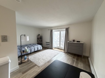 720 Bennington St, Boston, Massachusetts, 2 Rooms Rooms,1 BathroomBathrooms,Residential Lease,For Rent,Bennington St,73484163