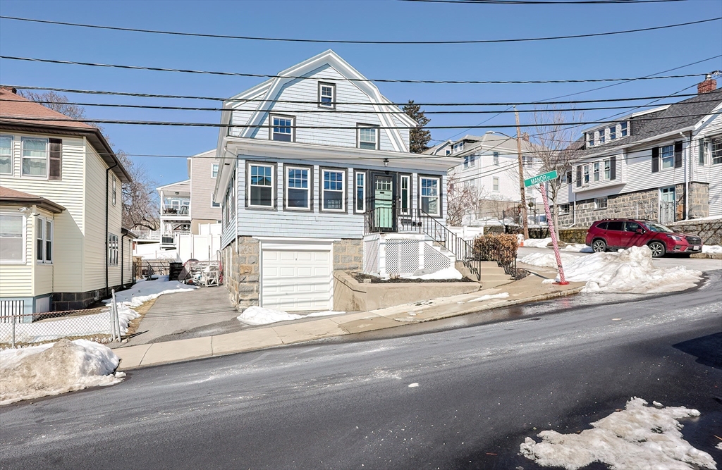 42 Westglow St, Boston, Massachusetts, 3 Bedrooms Bedrooms, 7 Rooms Rooms,3.5 BathroomsBathrooms,Residential,For Sale,Westglow St,73484175