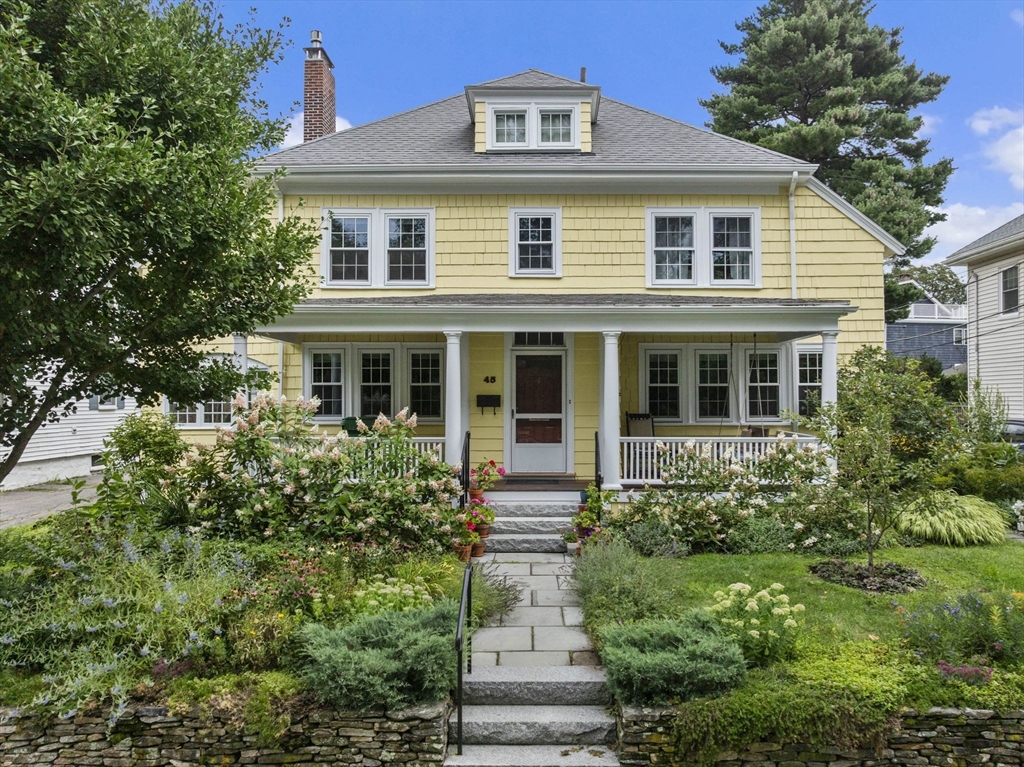 45 Kilgore Ave, Medford, Massachusetts, 3 Bedrooms Bedrooms, 9 Rooms Rooms,2 BathroomsBathrooms,Residential,For Sale,Kilgore Ave,73473751