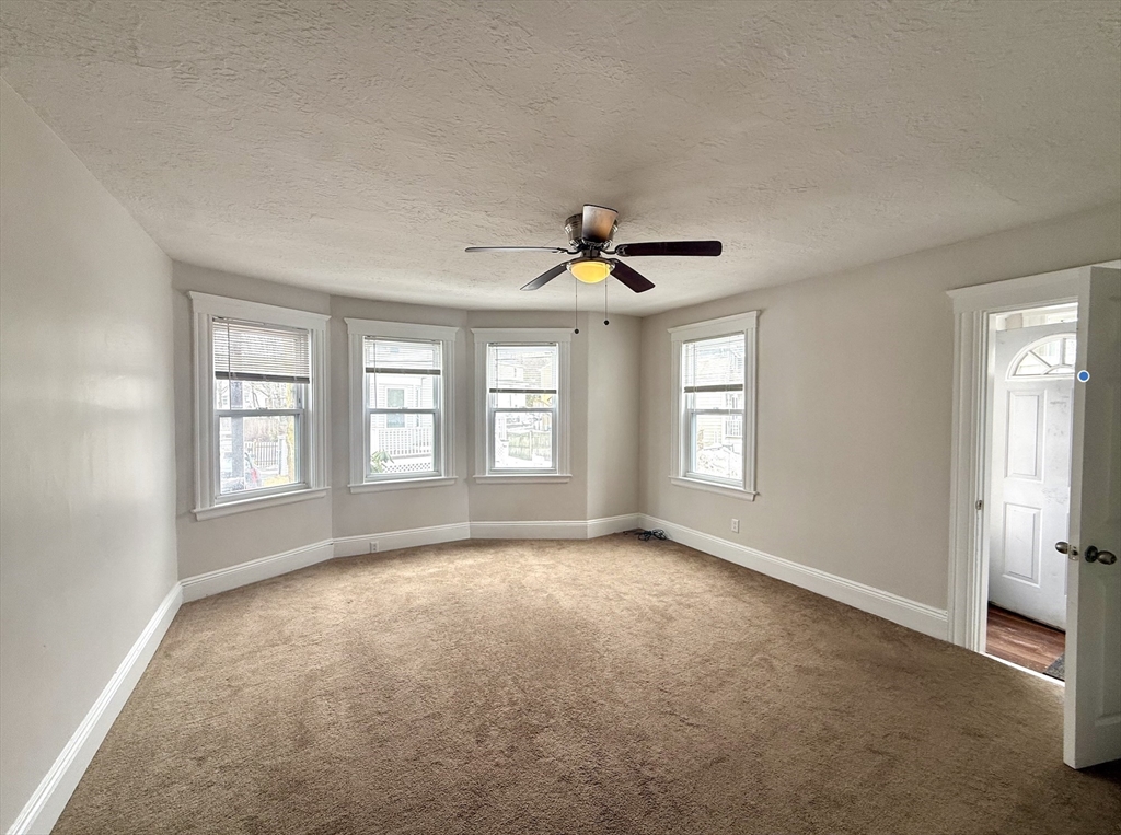 13 Sculpin Way, Swampscott, Massachusetts, 2 Bedrooms Bedrooms, 4 Rooms Rooms,1 BathroomBathrooms,Residential Lease,For Rent,Sculpin Way,73464136