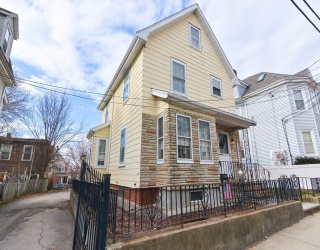 84 Partridge Ave, Somerville, Massachusetts, 3 Bedrooms Bedrooms, 6 Rooms Rooms,1.5 BathroomsBathrooms,Residential,For Sale,Partridge Ave,73484204