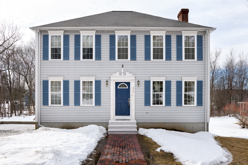 779 Willard Street, Leominster, Massachusetts, 3 Bedrooms Bedrooms, 7 Rooms Rooms,1.5 BathroomsBathrooms,Residential,For Sale,Willard Street,73484263