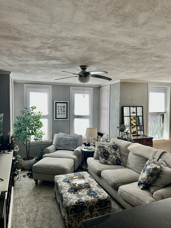 12 Battery Street, Boston, Massachusetts, 1 Bedroom Bedrooms, 4 Rooms Rooms,1 BathroomBathrooms,Residential Lease,For Rent,Battery Street,73484305