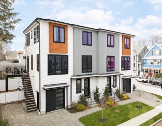 25 Tolman St, Waltham, Massachusetts, 4 Bedrooms Bedrooms, 7 Rooms Rooms,3.5 BathroomsBathrooms,Residential,For Sale,Tolman St,73484228