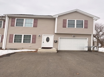 55 Gilmore, Chicopee, Massachusetts, 3 Bedrooms Bedrooms, 4 Rooms Rooms,2 BathroomsBathrooms,Residential Lease,For Rent,Gilmore,73484354 55 Gilmore, Chicopee, Massachusetts, 3 Bedrooms Bedrooms, 4 Rooms Rooms,2 BathroomsBathrooms,Residential Lease,For Rent,Gilmore,73484354