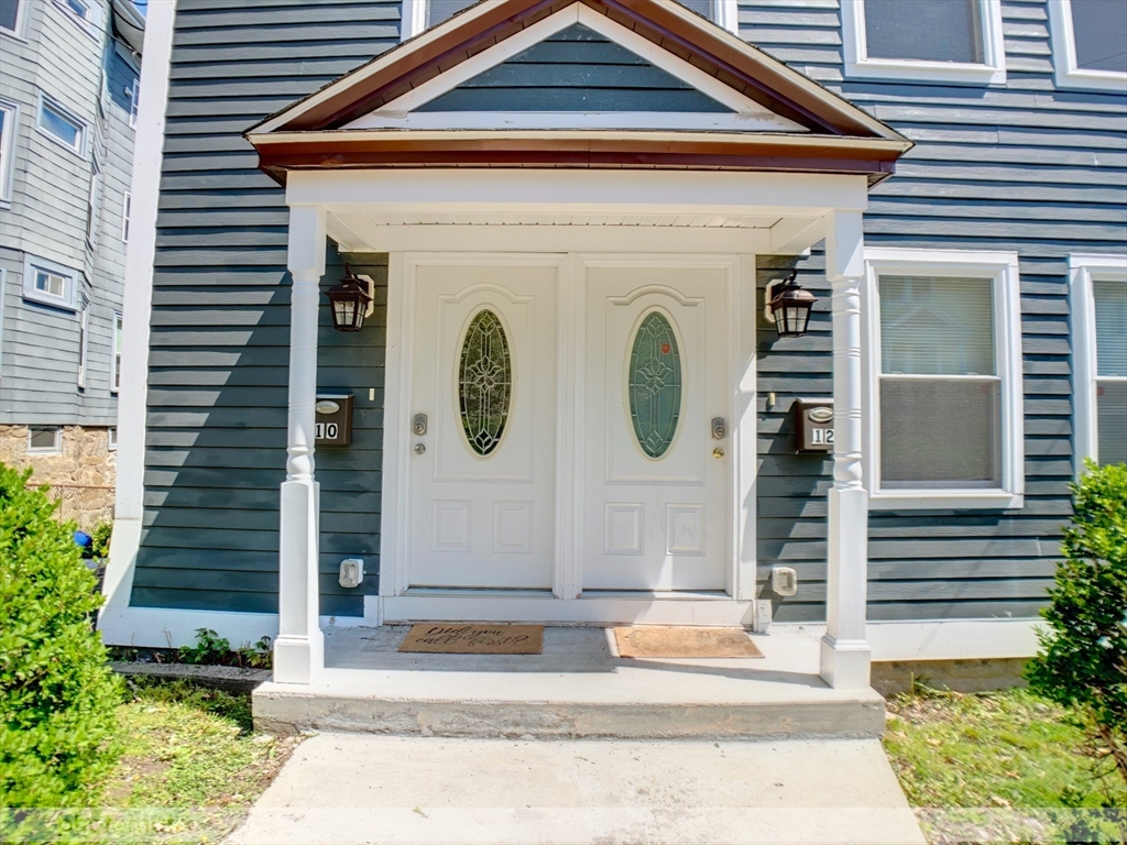 12 Rockledge St, Boston, Massachusetts, 1 Bedroom Bedrooms, 1 Room Rooms,1 BathroomBathrooms,Residential Lease,For Rent,Rockledge St,73484371