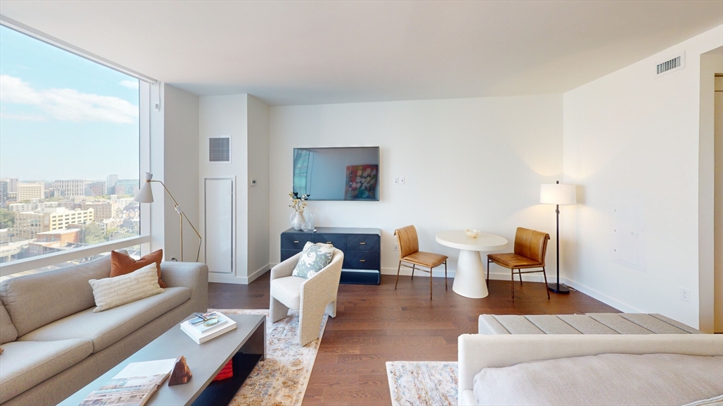 430 Stuart St, Boston, Massachusetts, 1 Room Rooms,1 BathroomBathrooms,Residential Lease,For Rent,Stuart St,73484385