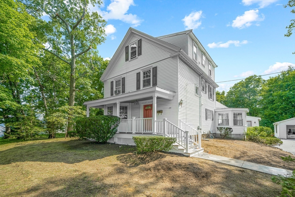 20 Donizetti St, Wellesley, Massachusetts, 5 Bedrooms Bedrooms, 9 Rooms Rooms,3 BathroomsBathrooms,Residential Lease,For Rent,Donizetti St,73484398