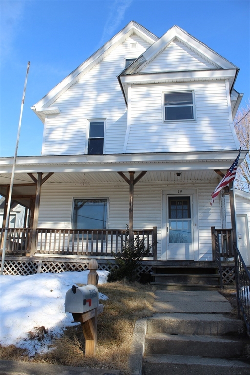 19 Smith Ave, Ware, Massachusetts, 3 Bedrooms Bedrooms, 6 Rooms Rooms,1 BathroomBathrooms,Residential,For Sale,Smith Ave,73484401