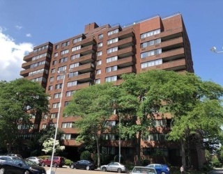 77 Adams St, Quincy, Massachusetts, 1 Bedroom Bedrooms, 3 Rooms Rooms,1 BathroomBathrooms,Residential,For Sale,Adams St,73484407