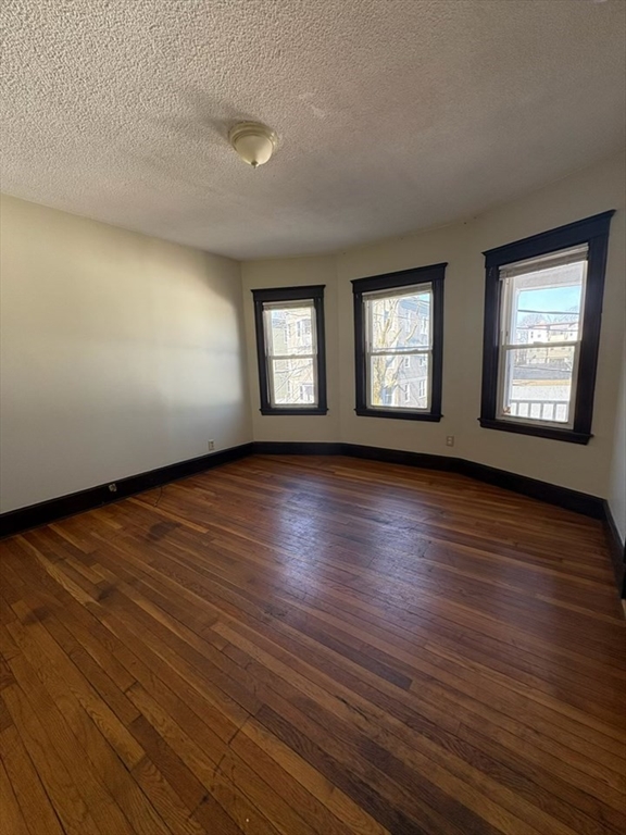 120 Fuller Street, Boston, Massachusetts, 3 Bedrooms Bedrooms, 5 Rooms Rooms,1 BathroomBathrooms,Residential Lease,For Rent,Fuller Street,73484412