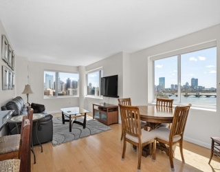 10 Museum Way, Cambridge, Massachusetts, 2 Bedrooms Bedrooms, 5 Rooms Rooms,2 BathroomsBathrooms,Residential,For Sale,Museum Way,73484380