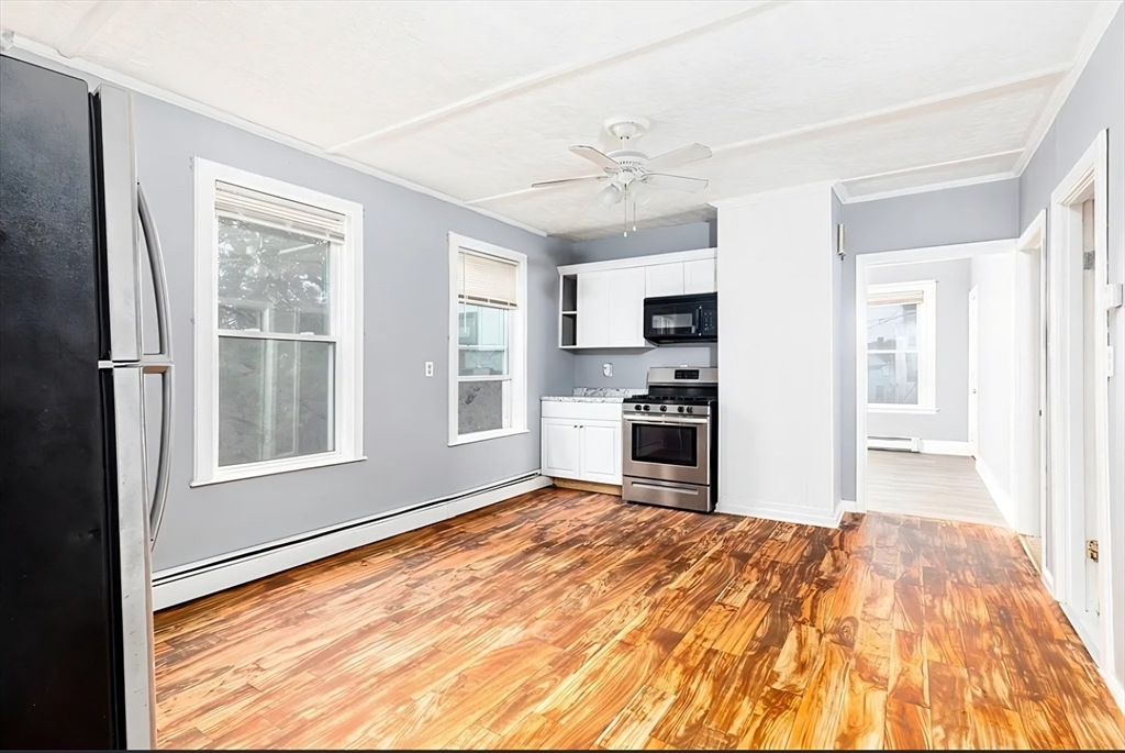 1 Marion St, Haverhill, Massachusetts, 5 Bedrooms Bedrooms, 7 Rooms Rooms,2 BathroomsBathrooms,Residential Lease,For Rent,Marion St,73484300