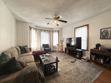 254 Elm St, Cambridge, Massachusetts, 2 Bedrooms Bedrooms, 4 Rooms Rooms,1 BathroomBathrooms,Residential Lease,For Rent,Elm St,73484473 254 Elm St, Cambridge, Massachusetts, 2 Bedrooms Bedrooms, 4 Rooms Rooms,1 BathroomBathrooms,Residential Lease,For Rent,Elm St,73484473