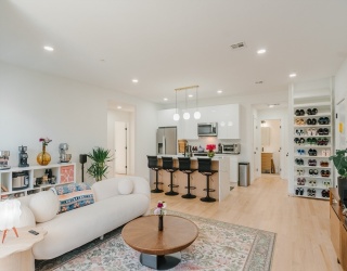 43 Withington St, Boston, Massachusetts, 2 Bedrooms Bedrooms, 6 Rooms Rooms,2 BathroomsBathrooms,Residential,For Sale,Withington St,73484538