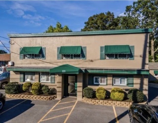 123 Sconticut Neck Road, Fairhaven, Massachusetts, 6 Bedrooms Bedrooms, 18 Rooms Rooms,6 BathroomsBathrooms,Residential Income,For Sale,Sconticut Neck Road,73484555