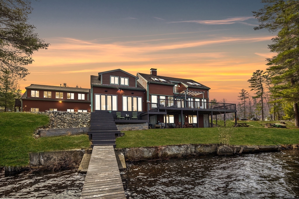 152 Kimball Rd, Amesbury, Massachusetts, 4 Bedrooms Bedrooms, 9 Rooms Rooms,2.5 BathroomsBathrooms,Residential,For Sale,Kimball Rd,73484624