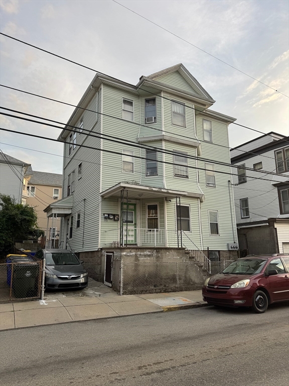 327 William Street, Fall River, Massachusetts, 6 Bedrooms Bedrooms, 15 Rooms Rooms,3 BathroomsBathrooms,Residential Income,For Sale,William Street,73460588