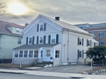 14 Bennett Street, Boston, Massachusetts, 3 Bedrooms Bedrooms, 8 Rooms Rooms,2.5 BathroomsBathrooms,Residential,For Sale,Bennett Street,73468130