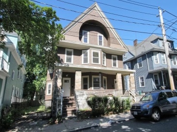 45-45A Spencer St, Boston, Massachusetts, 10 Bedrooms Bedrooms, 19 Rooms Rooms,3 BathroomsBathrooms,Residential Income,For Sale,Spencer St,73426817