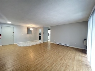 54 Fountain Ln, Weymouth, Massachusetts, 2 Bedrooms Bedrooms, 5 Rooms Rooms,1 BathroomBathrooms,Residential Lease,For Rent,Fountain Ln,73484718