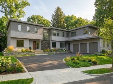 18 Annawan Rd, Newton, Massachusetts, 7 Bedrooms Bedrooms, 15 Rooms Rooms,7 BathroomsBathrooms,Residential,For Sale,Annawan Rd,73484754