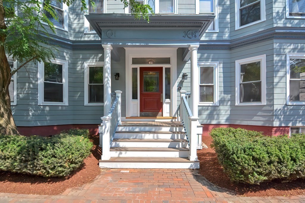 28 Inman St, Cambridge, Massachusetts, 4 Bedrooms Bedrooms, 6 Rooms Rooms,2 BathroomsBathrooms,Residential Lease,For Rent,Inman St,73484752