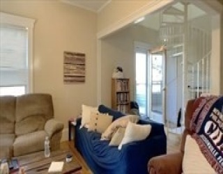 22 Westbourne Road, Newton, Massachusetts, 3 Bedrooms Bedrooms, 7 Rooms Rooms,2 BathroomsBathrooms,Residential Lease,For Rent,Westbourne Road,73484794