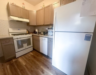 38 S. Huntington Ave, Boston, Massachusetts, 2 Bedrooms Bedrooms, 5 Rooms Rooms,1 BathroomBathrooms,Residential Lease,For Rent,S. Huntington Ave,73484840