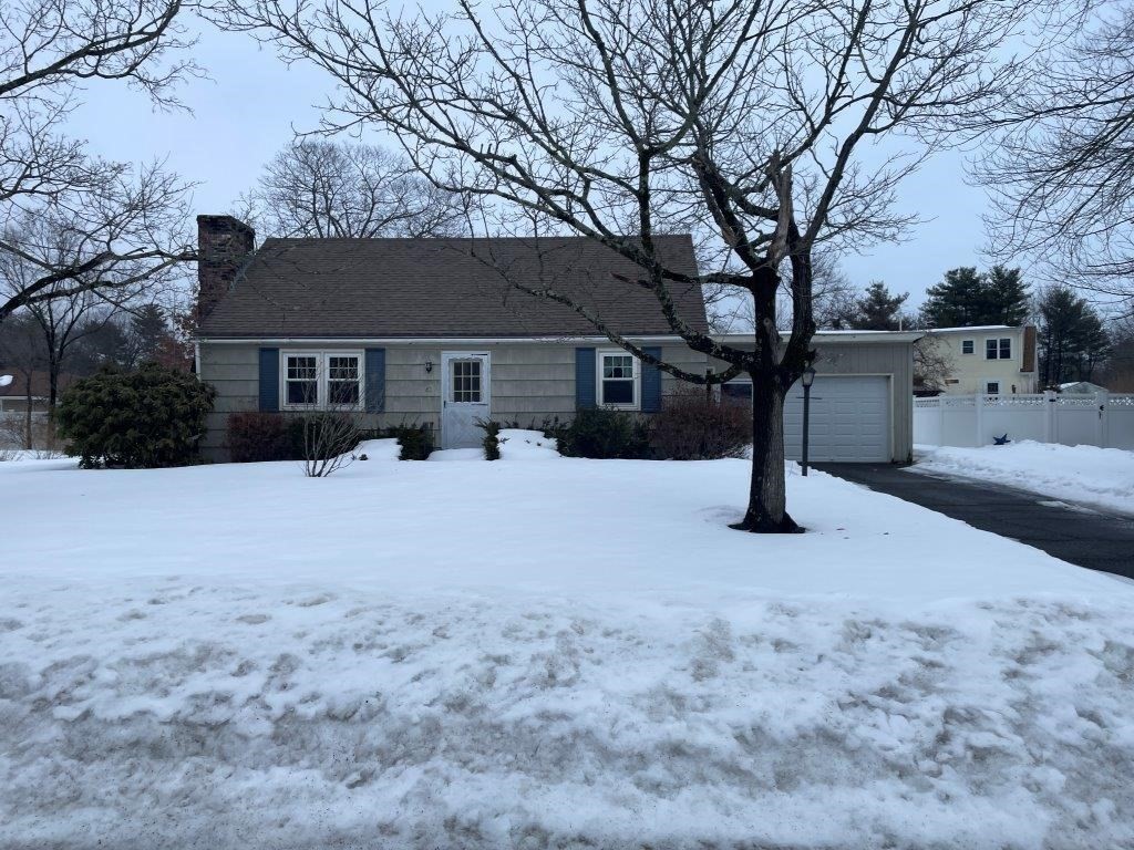 63 Davis, Montague, Massachusetts, 3 Bedrooms Bedrooms, 6 Rooms Rooms,1 BathroomBathrooms,Residential,For Sale,Davis,73484844