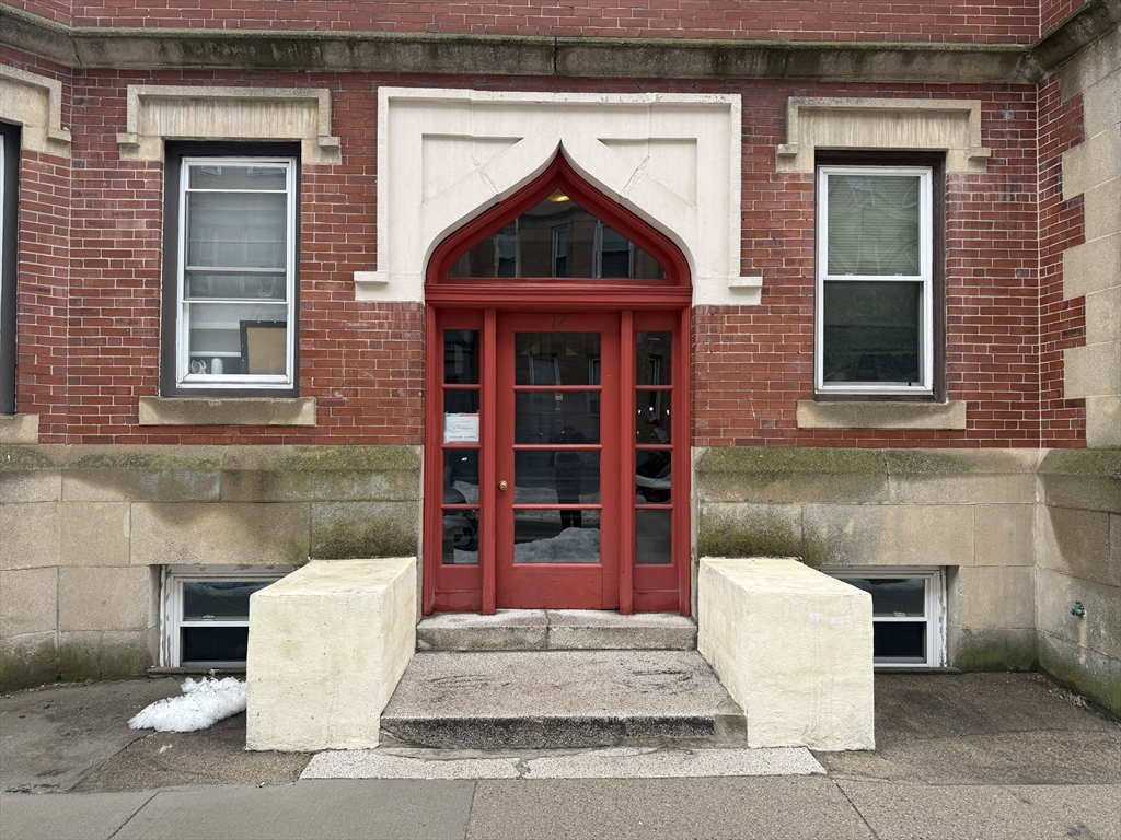 12 Royce Rd, Boston, Massachusetts, 1 Bedroom Bedrooms, 5 Rooms Rooms,1 BathroomBathrooms,Residential Lease,For Rent,Royce Rd,73484926