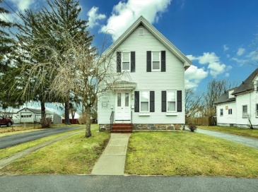 37 Wilbur Street, Taunton, Massachusetts, 2 Bedrooms Bedrooms, 4 Rooms Rooms,1 BathroomBathrooms,Residential Lease,For Rent,Wilbur Street,73484984 37 Wilbur Street, Taunton, Massachusetts, 2 Bedrooms Bedrooms, 4 Rooms Rooms,1 BathroomBathrooms,Residential Lease,For Rent,Wilbur Street,73484984