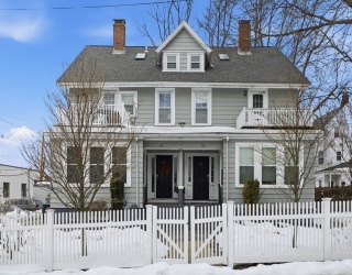 33-35 Howard Street, Watertown, Massachusetts, 1 Bedroom Bedrooms, 5 Rooms Rooms,1 BathroomBathrooms,Residential,For Sale,Howard Street,73485151