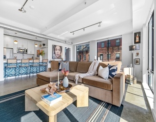 255 Northampton St, Boston, Massachusetts, 2 Bedrooms Bedrooms, 5 Rooms Rooms,1 BathroomBathrooms,Residential,For Sale,Northampton St,73485203