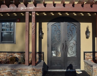 563 Broadway, Somerville, Massachusetts, 2 Bedrooms Bedrooms, 4 Rooms Rooms,1 BathroomBathrooms,Residential Lease,For Rent,Broadway,73485233