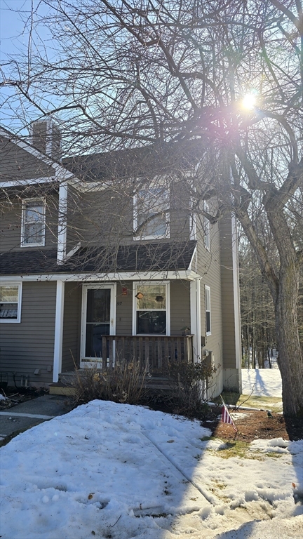 93 Pennacook Drive, Leominster, Massachusetts, 2 Bedrooms Bedrooms, 6 Rooms Rooms,2.5 BathroomsBathrooms,Residential,For Sale,Pennacook Drive,73485066