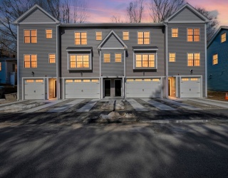 63 North Street, Worcester, Massachusetts, 2 Bedrooms Bedrooms, 5 Rooms Rooms,2.5 BathroomsBathrooms,Residential,For Sale,North Street,73485027