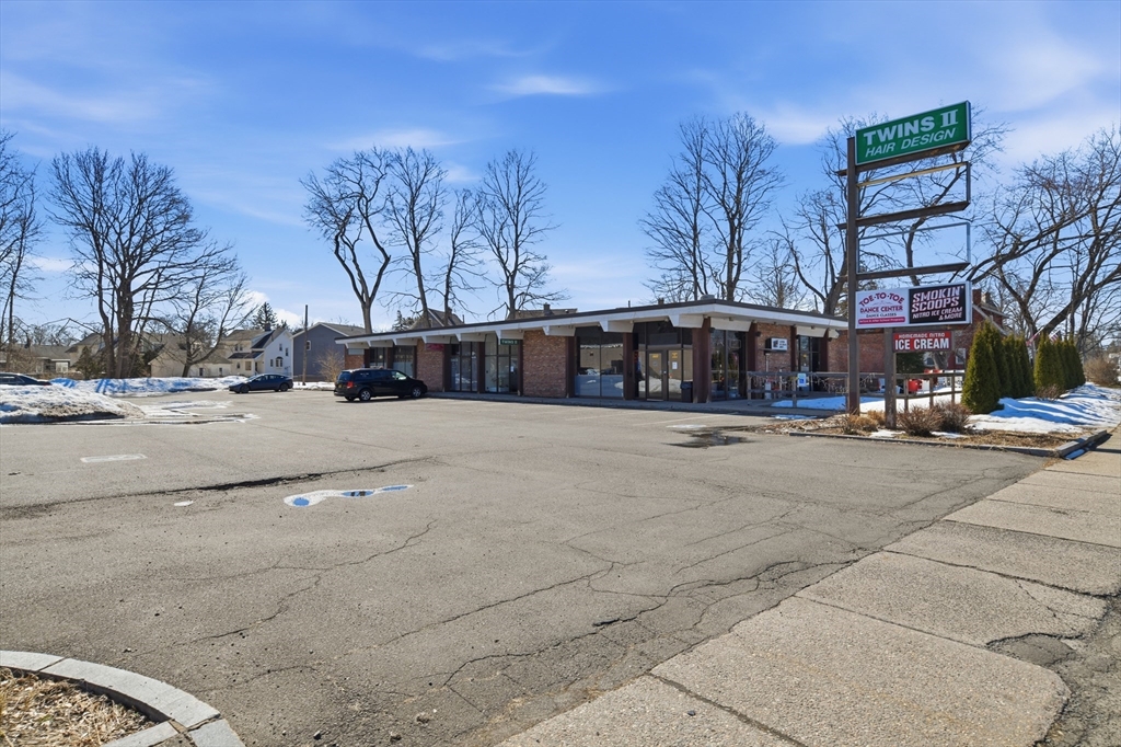 1399 Westfield St, West Springfield, Massachusetts, ,Commercial Lease,For Rent,Westfield St,73485269