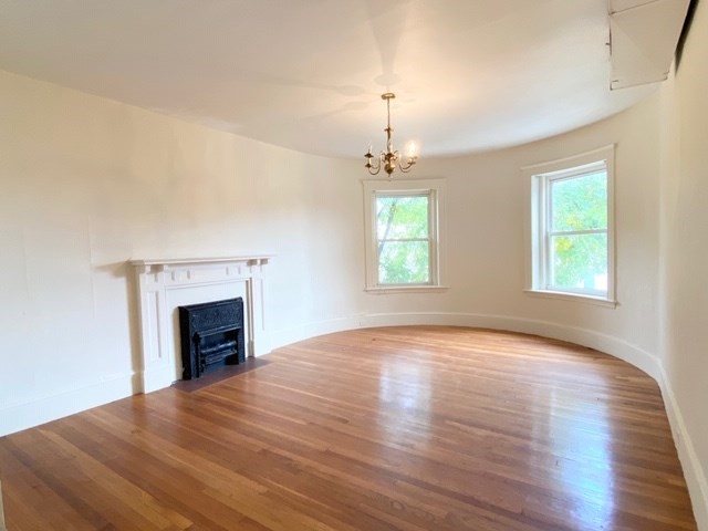 126 Glenville Ave, Boston, Massachusetts, 3 Bedrooms Bedrooms, 5 Rooms Rooms,1 BathroomBathrooms,Residential Lease,For Rent,Glenville Ave,73485295