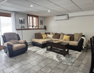 6 St Anthony's Lane, Gloucester, Massachusetts, 1 Bedroom Bedrooms, 3 Rooms Rooms,1 BathroomBathrooms,Residential Lease,For Rent,St Anthony's Lane,73485308