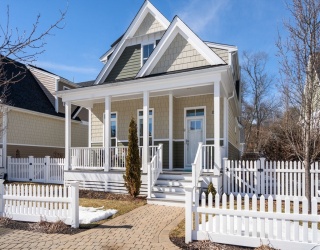 33 Boyde's Crossing, Norfolk, Massachusetts, 2 Bedrooms Bedrooms, 5 Rooms Rooms,2.5 BathroomsBathrooms,Residential,For Sale,Boyde's Crossing,73485313