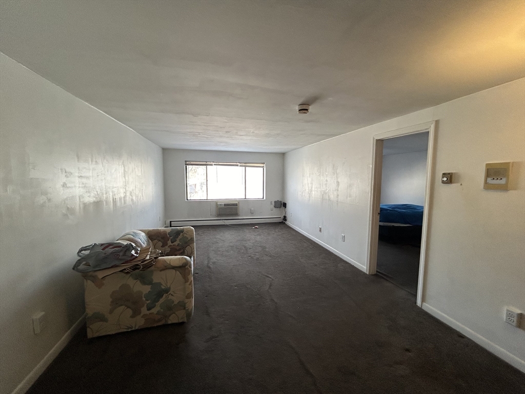 9 Ryder, Arlington, Massachusetts, 1 Bedroom Bedrooms, 4 Rooms Rooms,1 BathroomBathrooms,Residential Lease,For Rent,Ryder,73477017